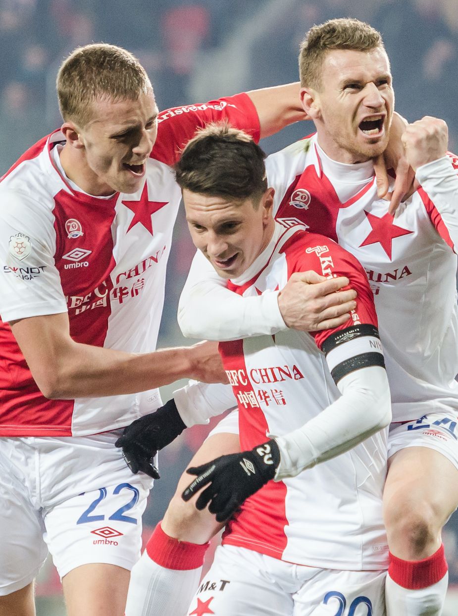 Artistic Slavia Bojovala, Ale Nestačilo To. V Londýně Prohrála O Tři Branky Image Digital Art Artistic Slavia Bojovala, Ale Nestačilo To. V Londýně Prohrála O Tři Branky Image Digital Art